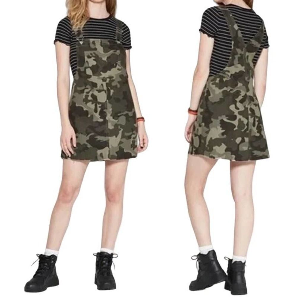 Wild Fable Camouflage Raw Hem Overall Mini Dress Front Pocket Green Gray Small